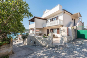 Гостиница Apartments Snježana  Тисно